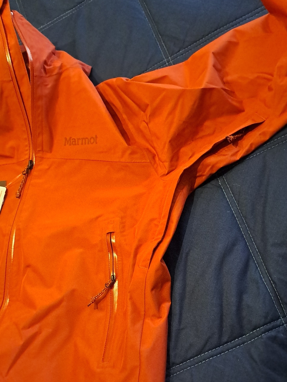 Marmot women's Rust-Red Hooded Rain Shell New Size Large. - Picture 8 of 9
